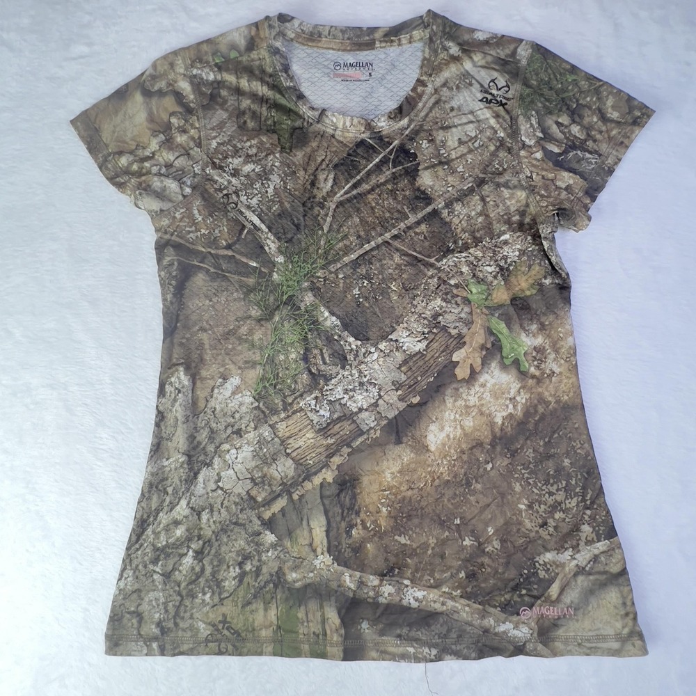 Magellan Outdoors Shirt Womens Small Camo Realtree APX Hunt Gear Performance